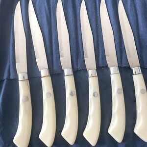 Vintage 60s-70s Steak Knives